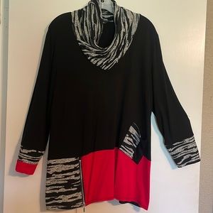 Ali Miles black, red & black color block, animal print tunic